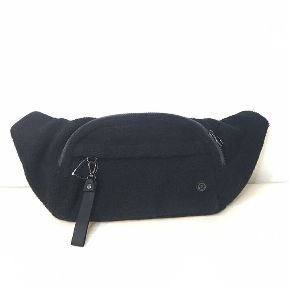 Lululemon Crossbody Belt Bag Black Wool  XBody 5L - Picture 2 of 8